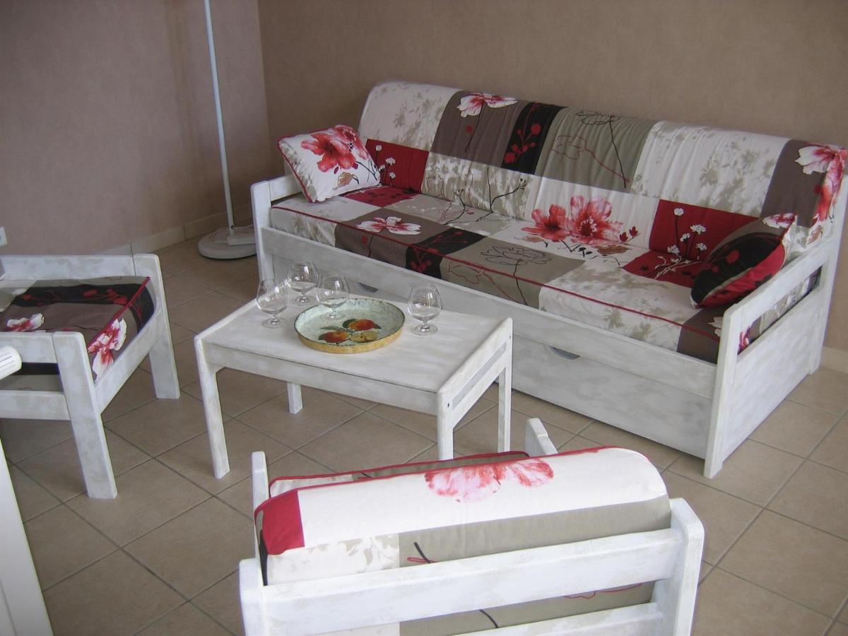 Bed and Breakfast Ferme Du Pigeonnier Montceau-et-Echarnant Esterno foto